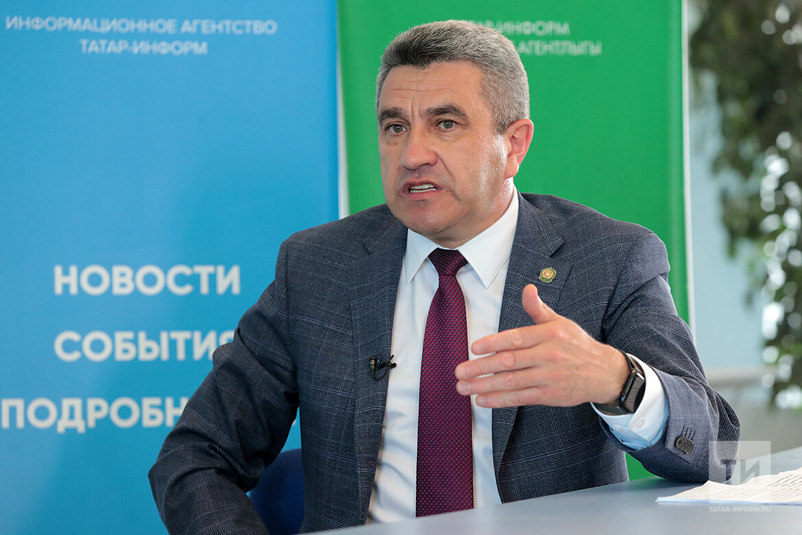 Министр образования и науки РТ